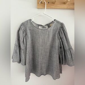 Altar'd State bell sleeve gray peasant top M